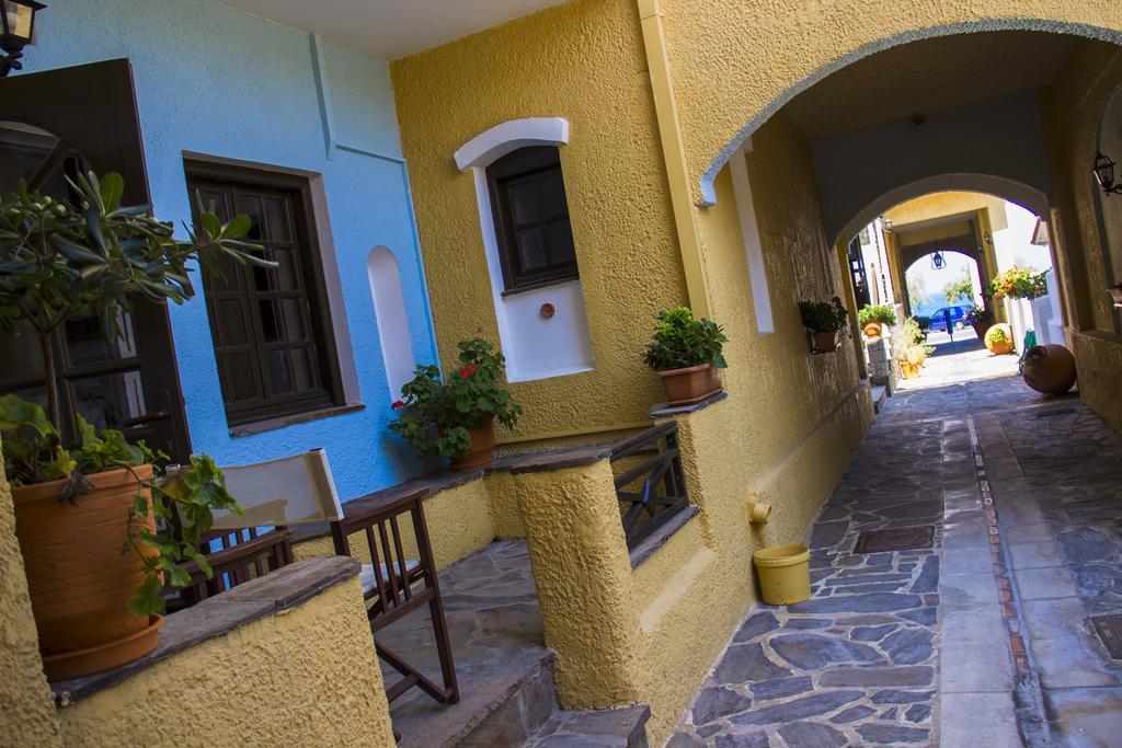 Hesperia Hotel Карловаси Екстериор снимка