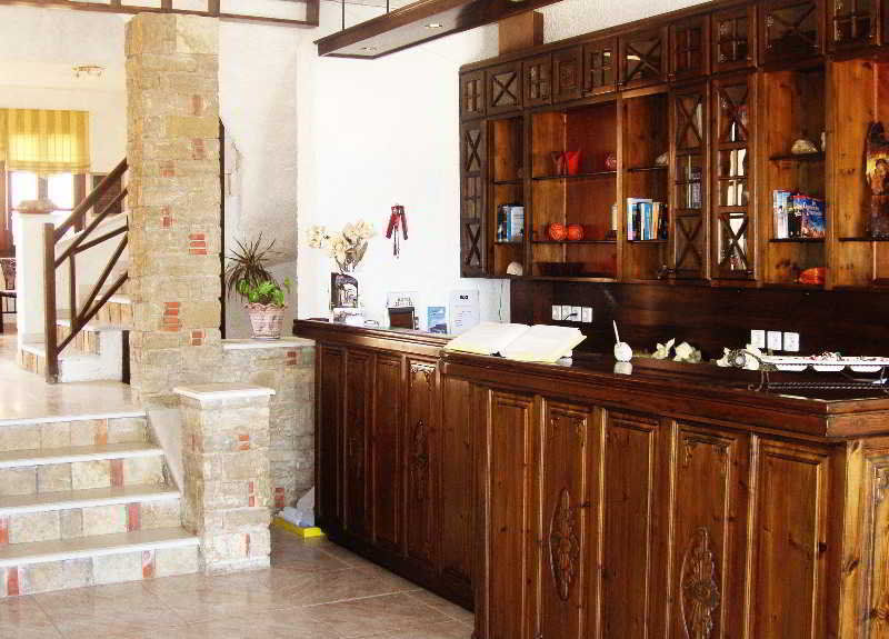 Hesperia Hotel Карловаси Екстериор снимка