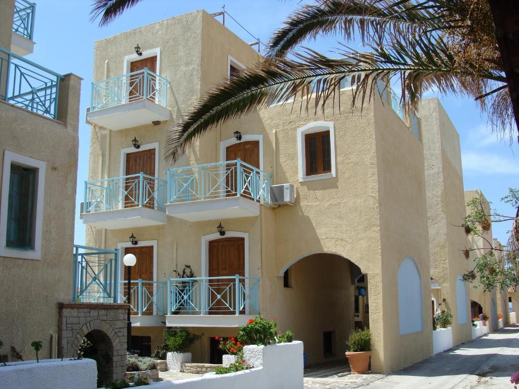 Hesperia Hotel Карловаси Екстериор снимка